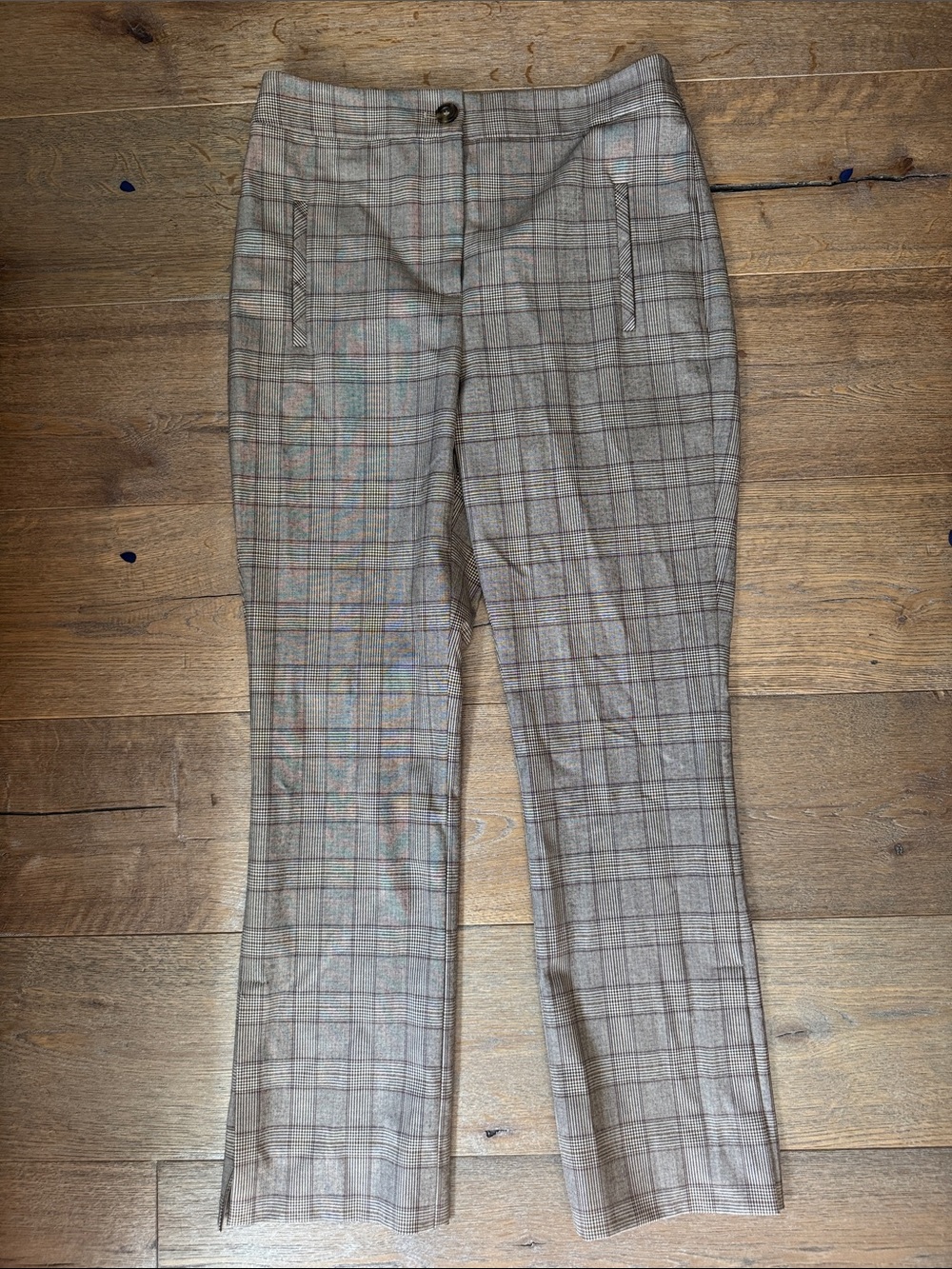 Veronica Beard Beige Plaid Capris